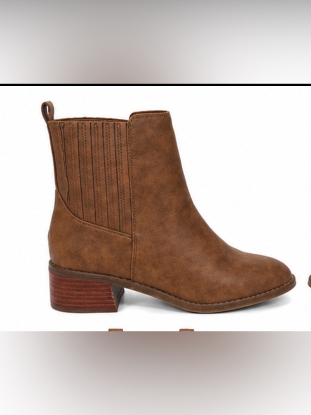 DV by Dolce Vita Delilah Brown Chelsea Ankle Boots Women’s Size 7.5